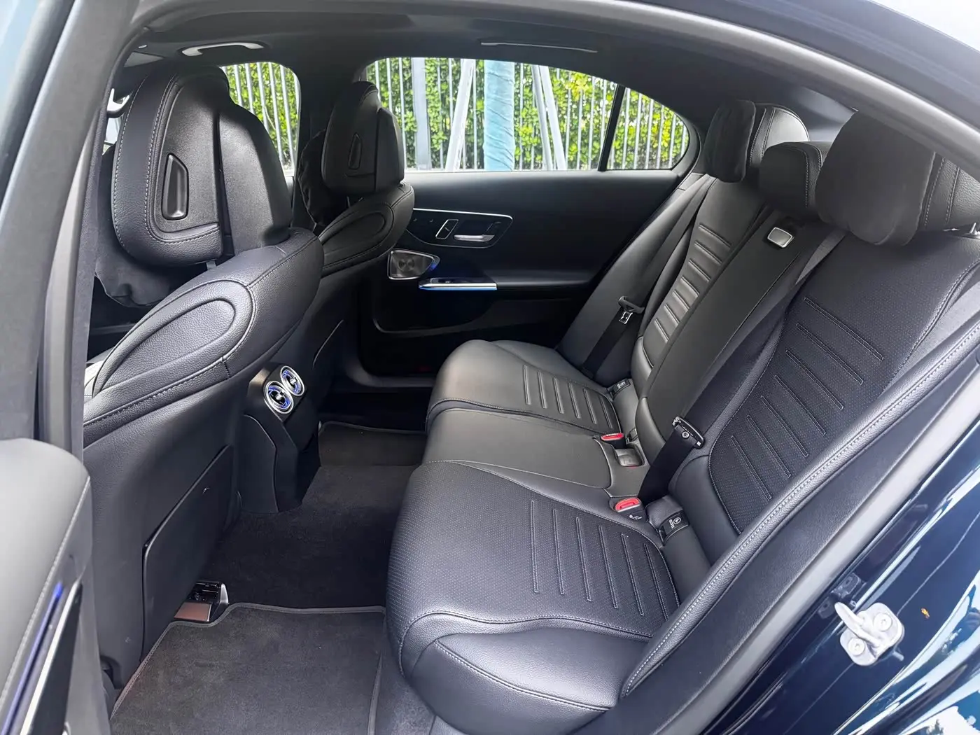 Mercedes-Benz C-Class 2025 — Şəkil 5/12