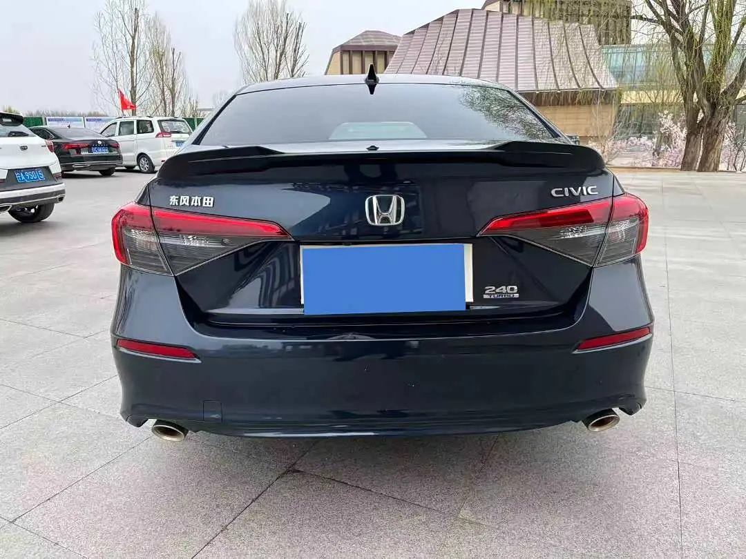Honda Civic 2022 — Фото 5/16