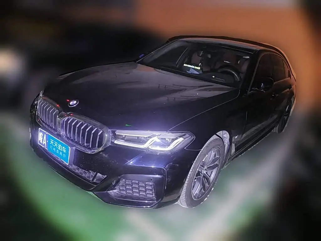 BMW 5 Series, 2022
