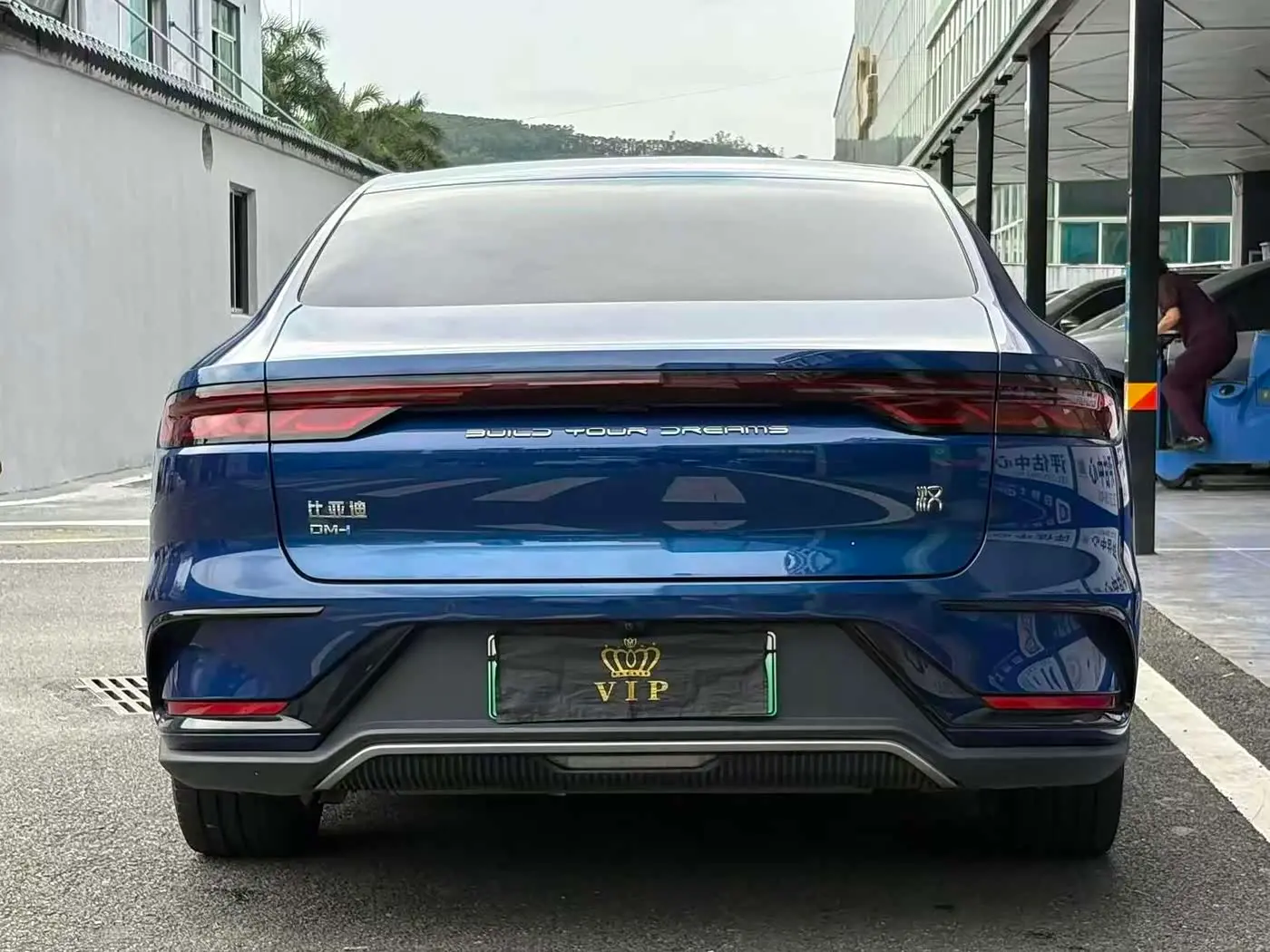 BYD Han 2023 — Photo 5/17