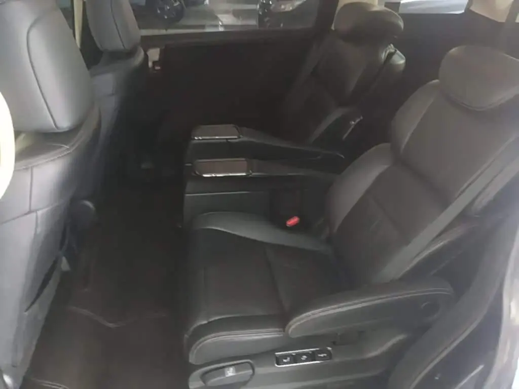 Honda Elysion 2018 — Şəkil 17/20
