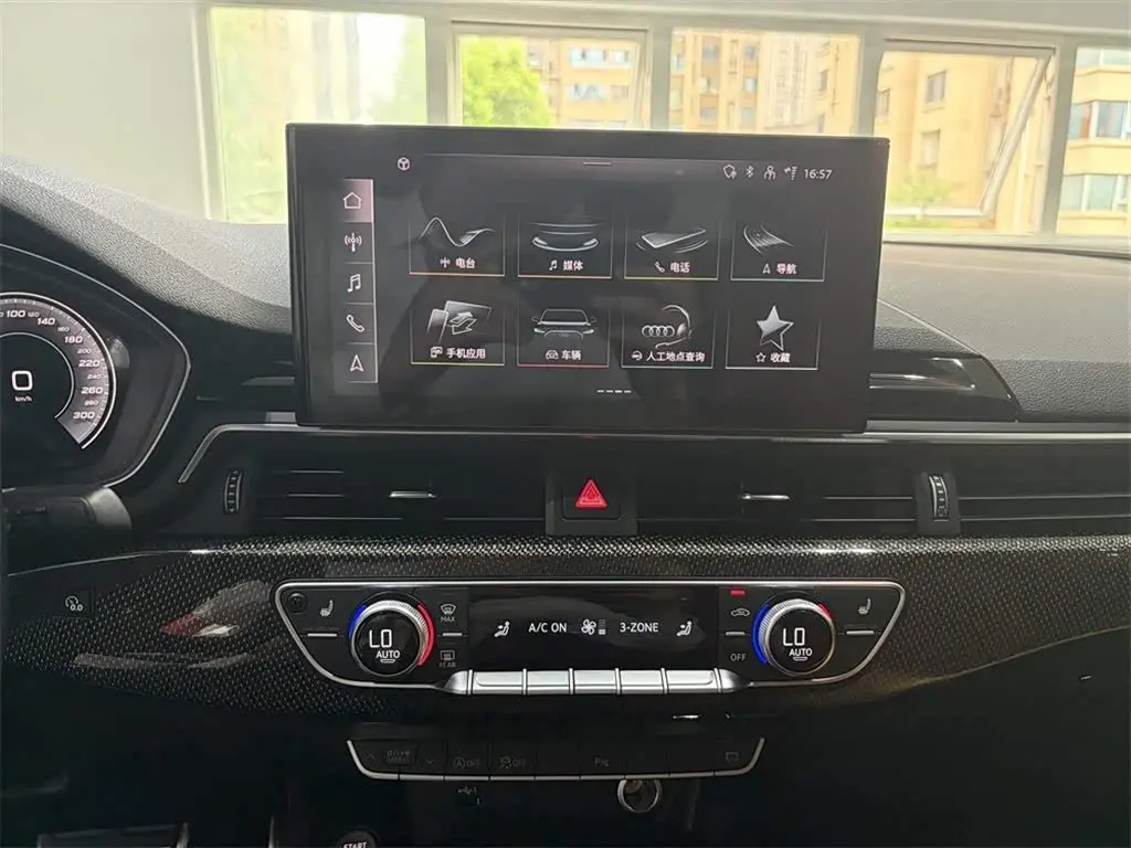Audi S4 2023 — Photo 12/18