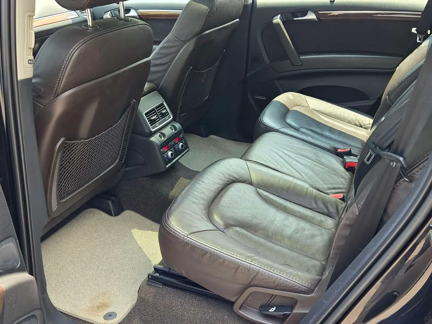 Audi Q7 2014 — Şəkil 8/17