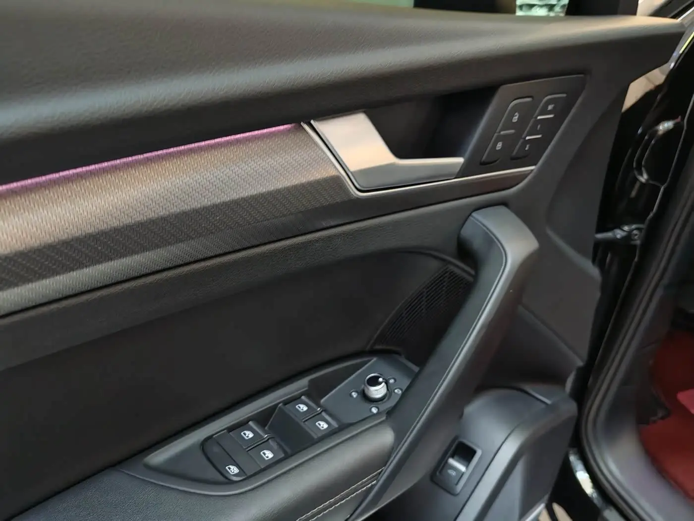 Audi Q5L 2022 — Photo 15/20
