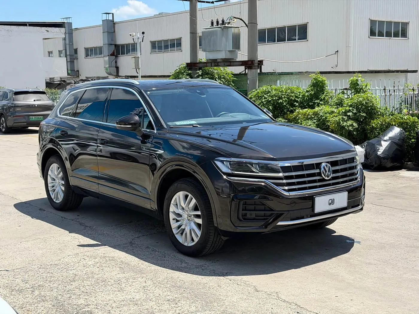 Volkswagen Touareg 2023 — Photo 3/14