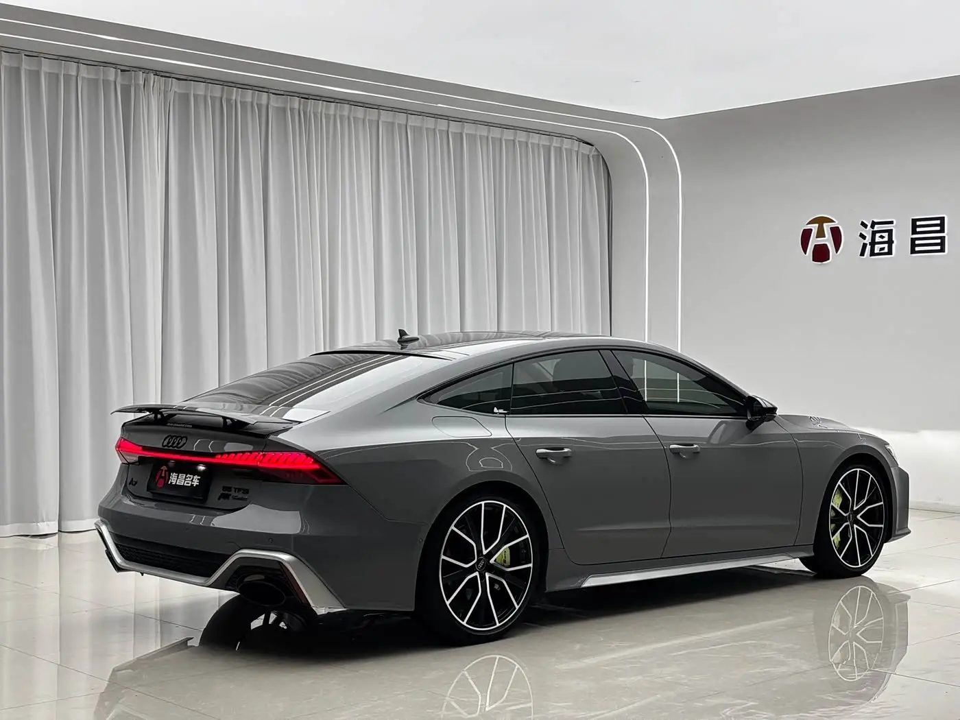 Audi A7 2020 — Photo 13/16