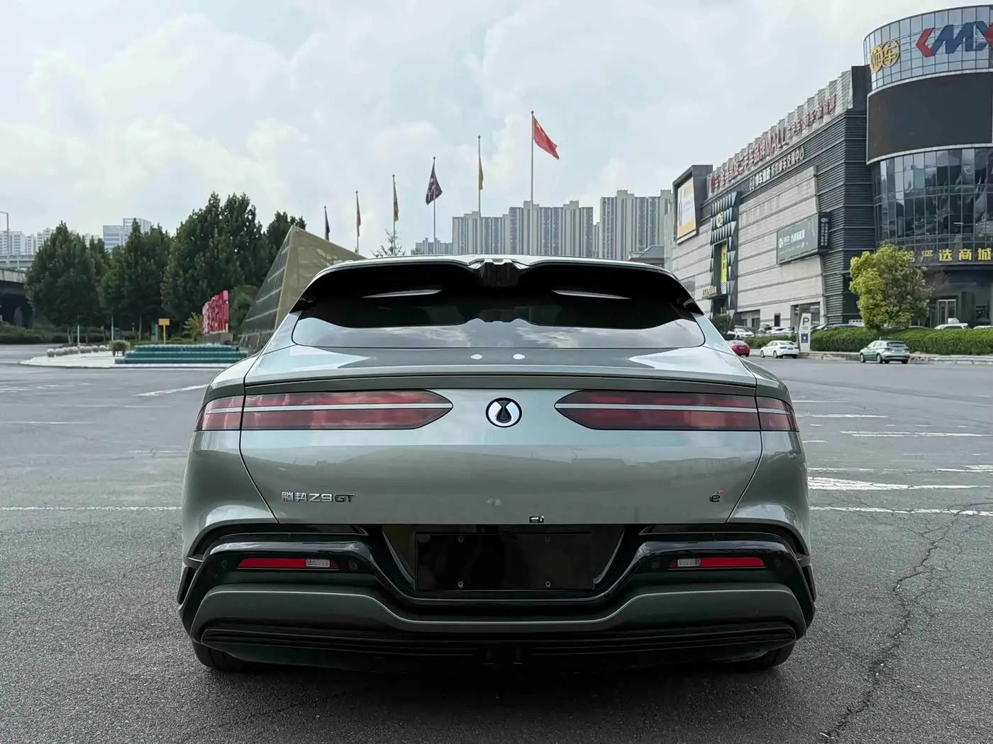 Denza Z9GT 2025 — Фото 8/9