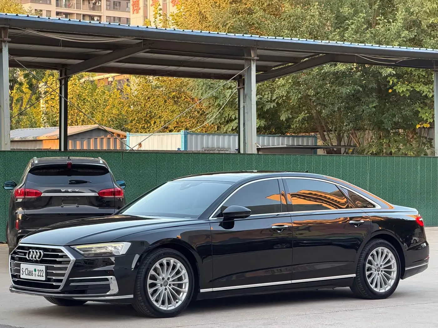 Audi A8 2020 — Фото 1/18