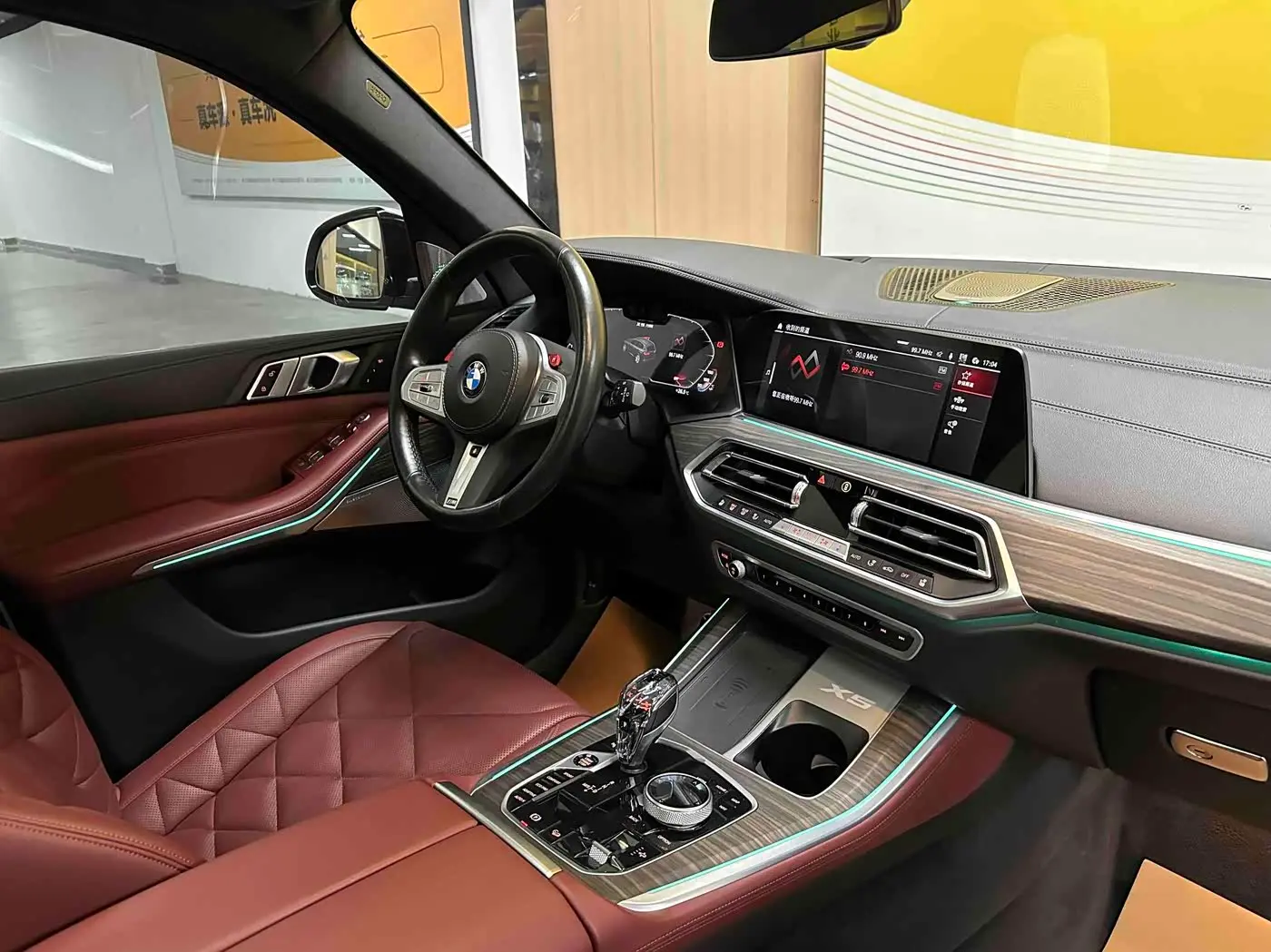 BMW X5 2022 — Фото 10/12