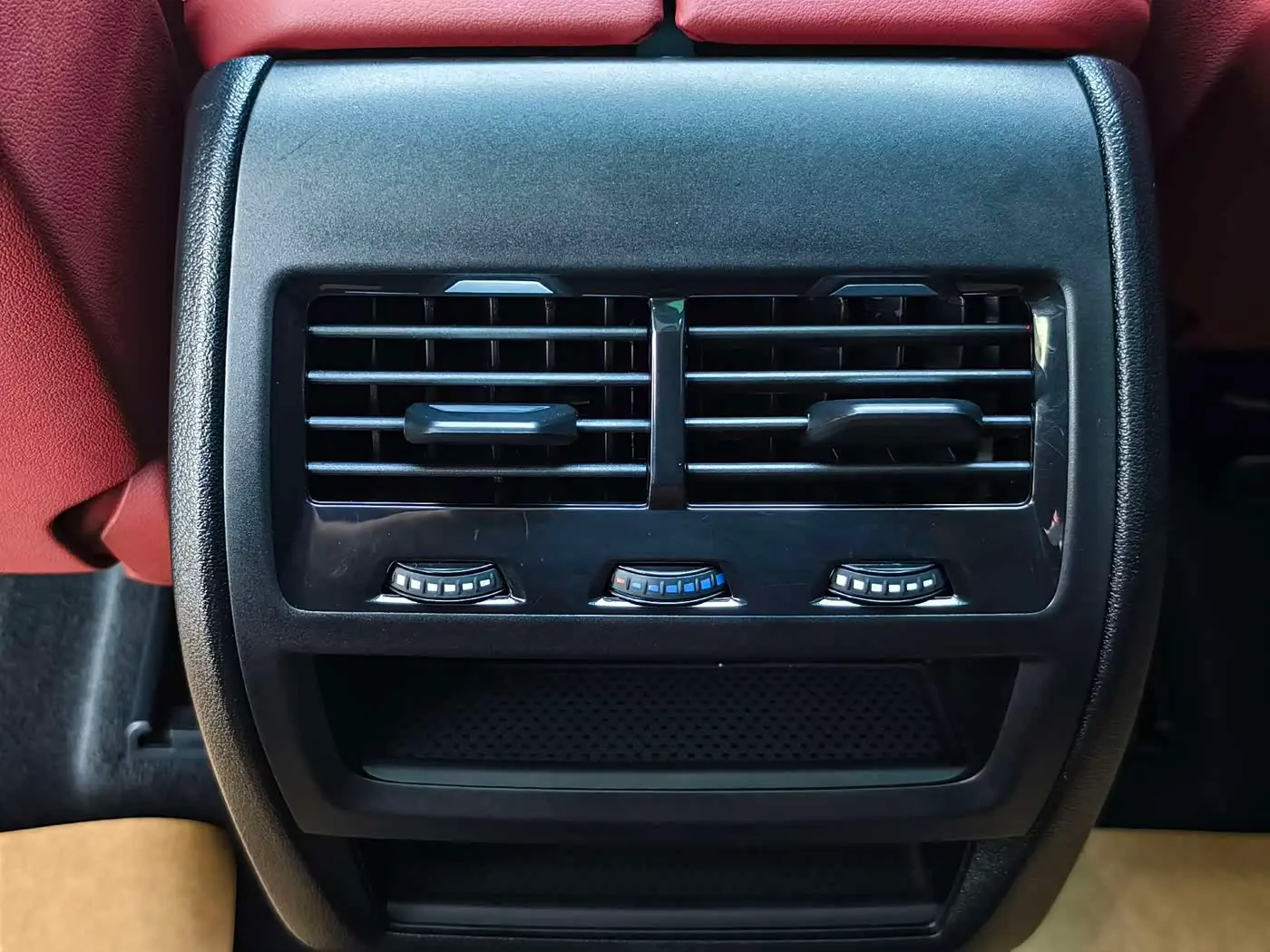 BMW X5 2024 — Photo 12/18