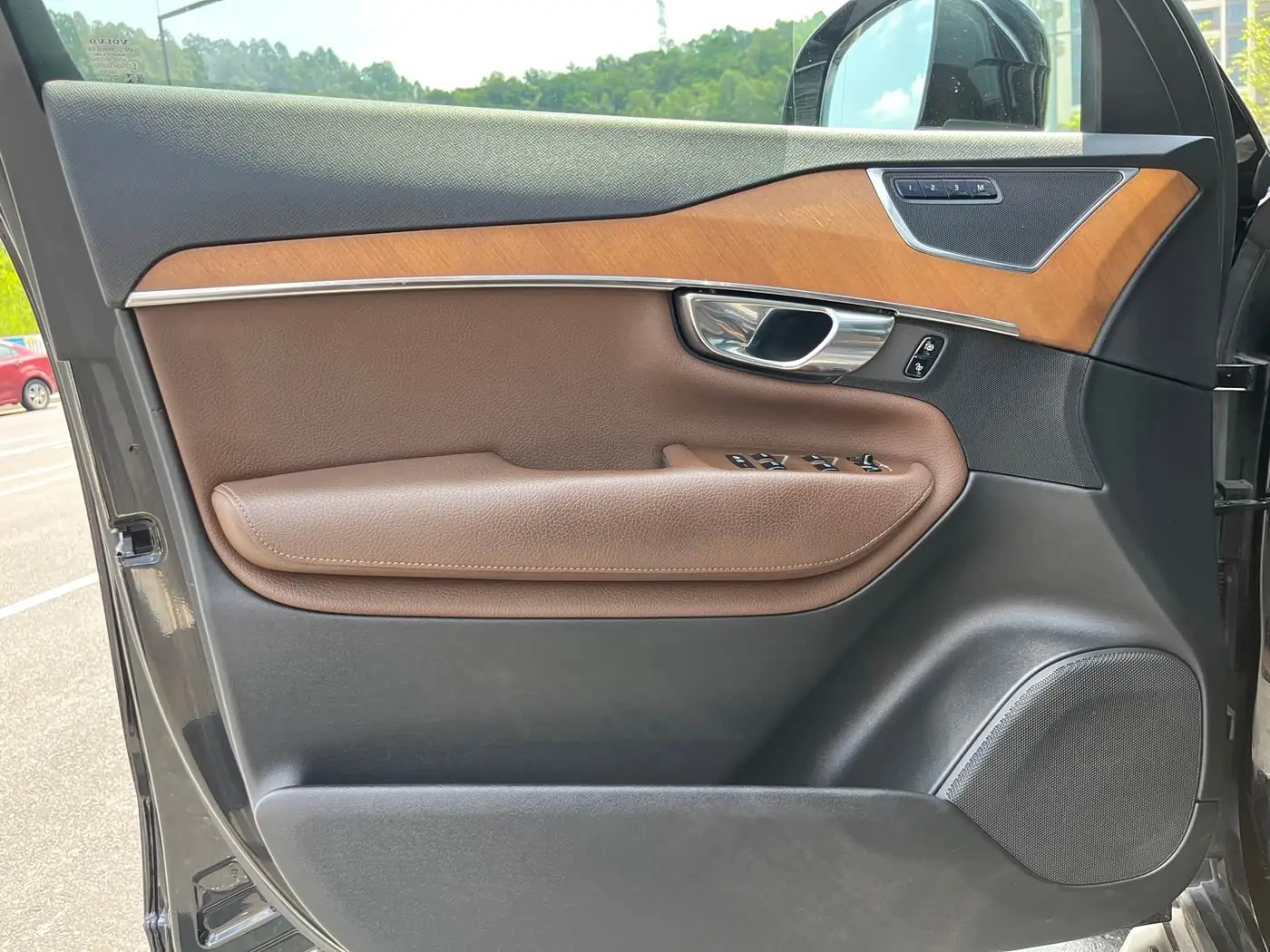 Volvo XC90 2020 — Photo 17/17