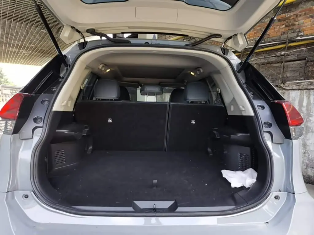 Nissan X-Trail 2025 — Photo 19/20
