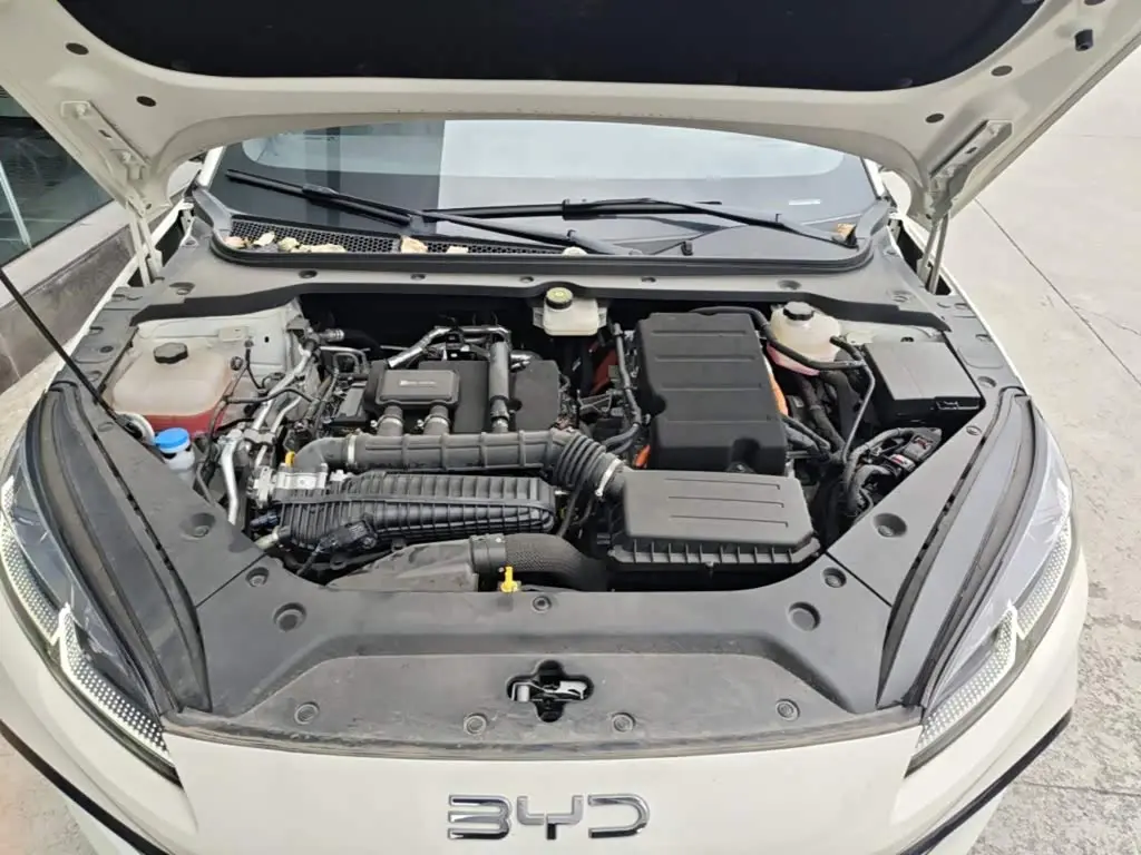 BYD Seal 06 New Energy 2025 — Фото 20/20