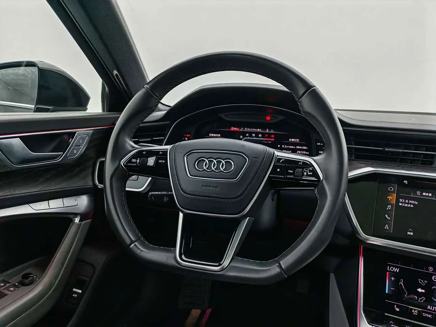 Audi A6L 2024 — Фото 17/20