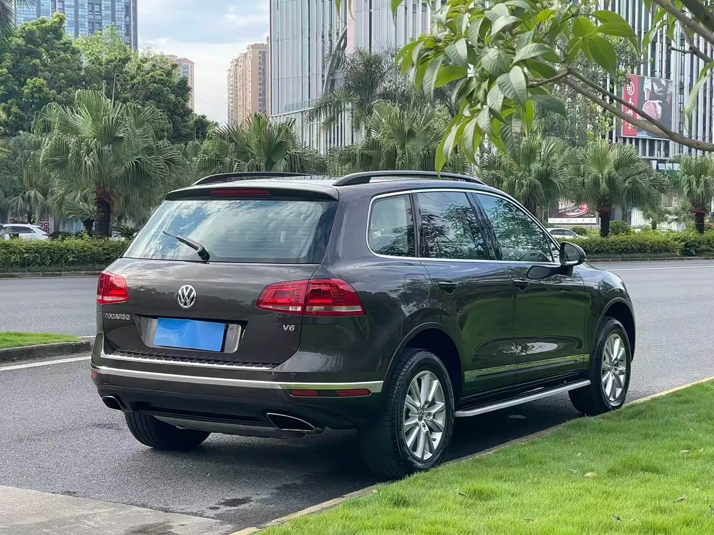 Volkswagen Touareg 2017 — Фото 12/12