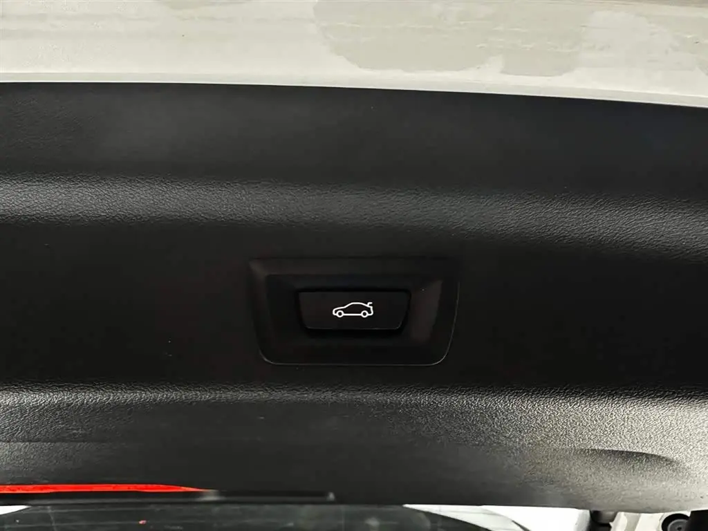 BMW X1 2023 — Şəkil 12/20