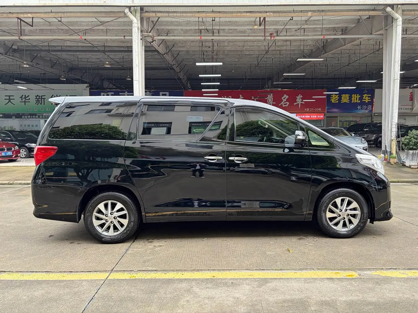Toyota Alphard 2013 — Şəkil 16/19