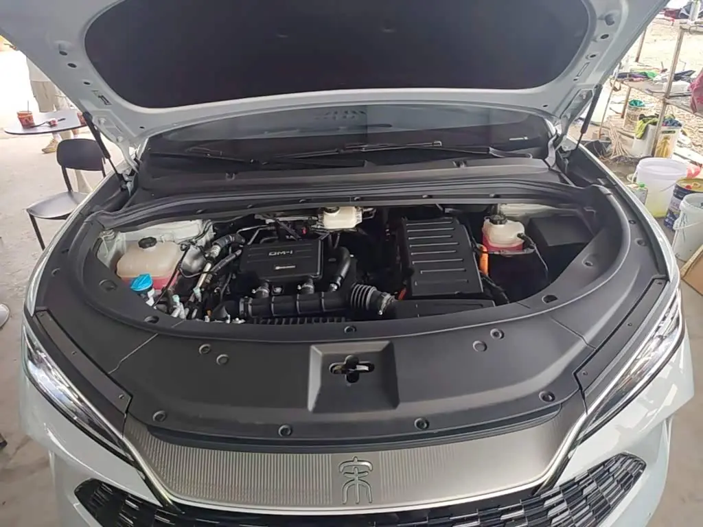 BYD Song L DM-i 2025 — Фото 20/20