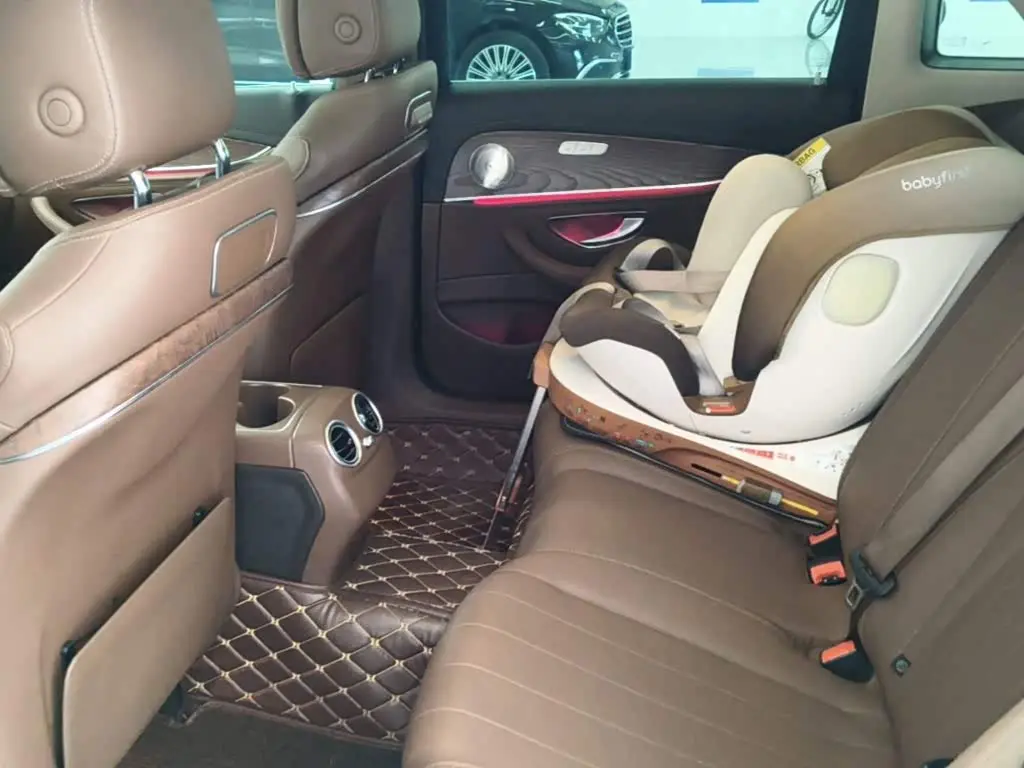 Mercedes-Benz E-Class 2020 — Şəkil 17/20