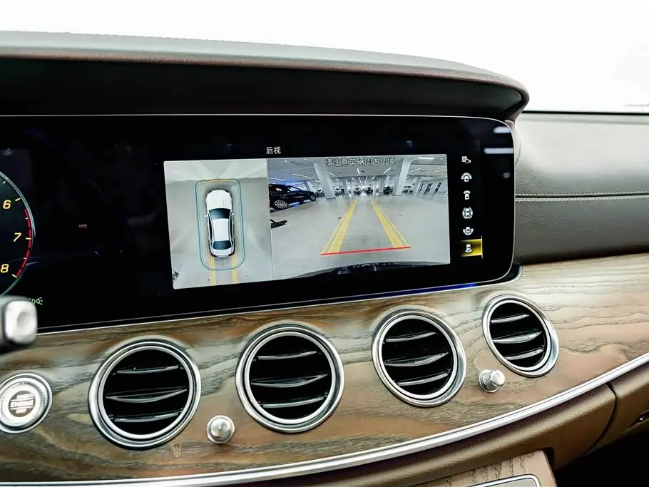 Mercedes-Benz E-Class 2024 — Şəkil 9/20