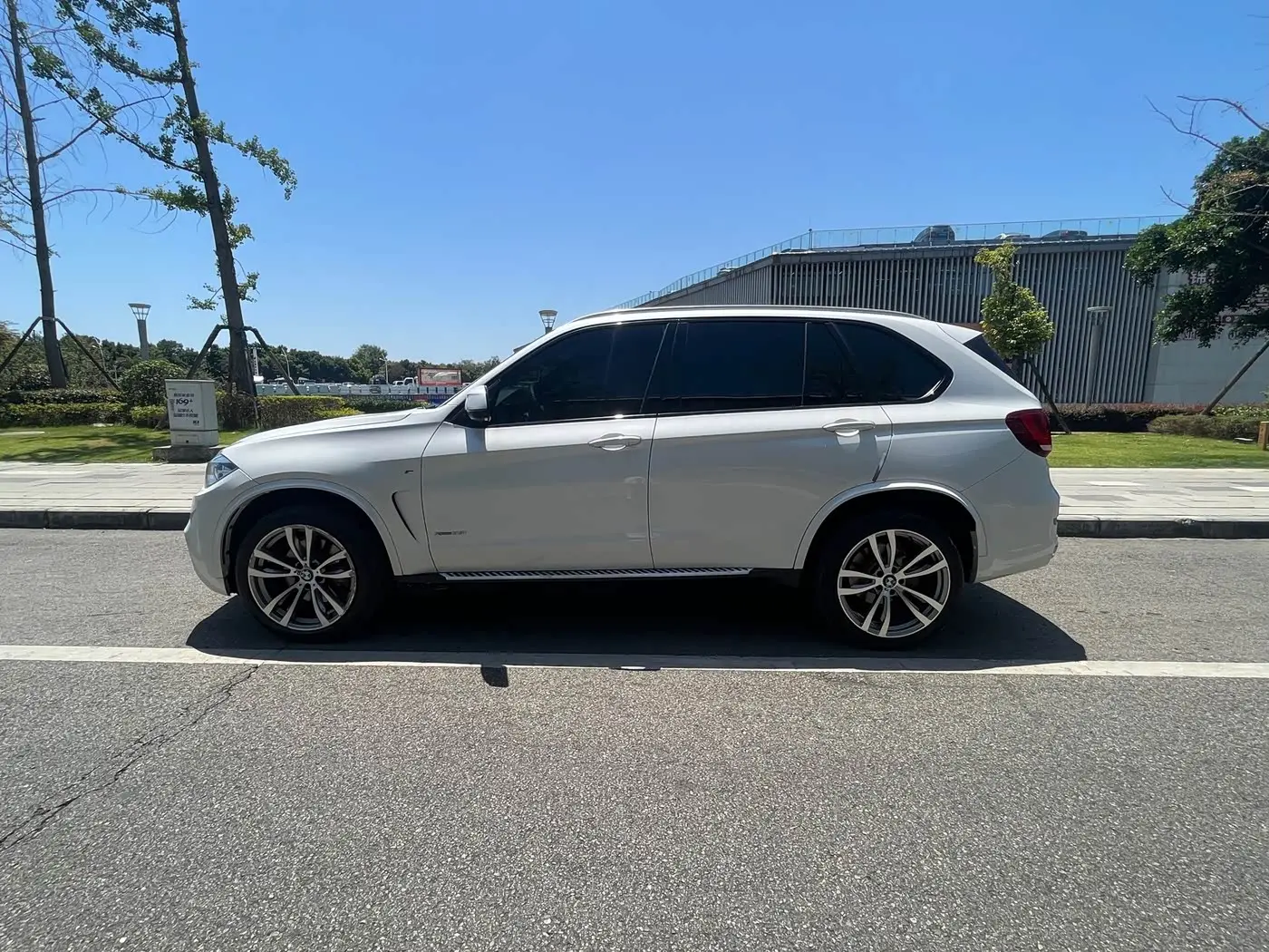 BMW X5 2019 — Şəkil 10/10