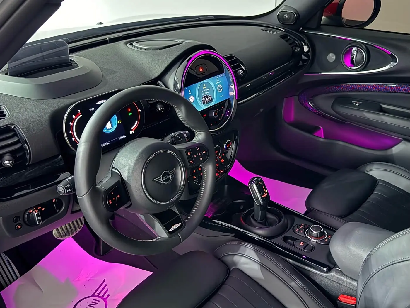 MINI JCW CLUBMAN 2022 — Şəkil 8/20