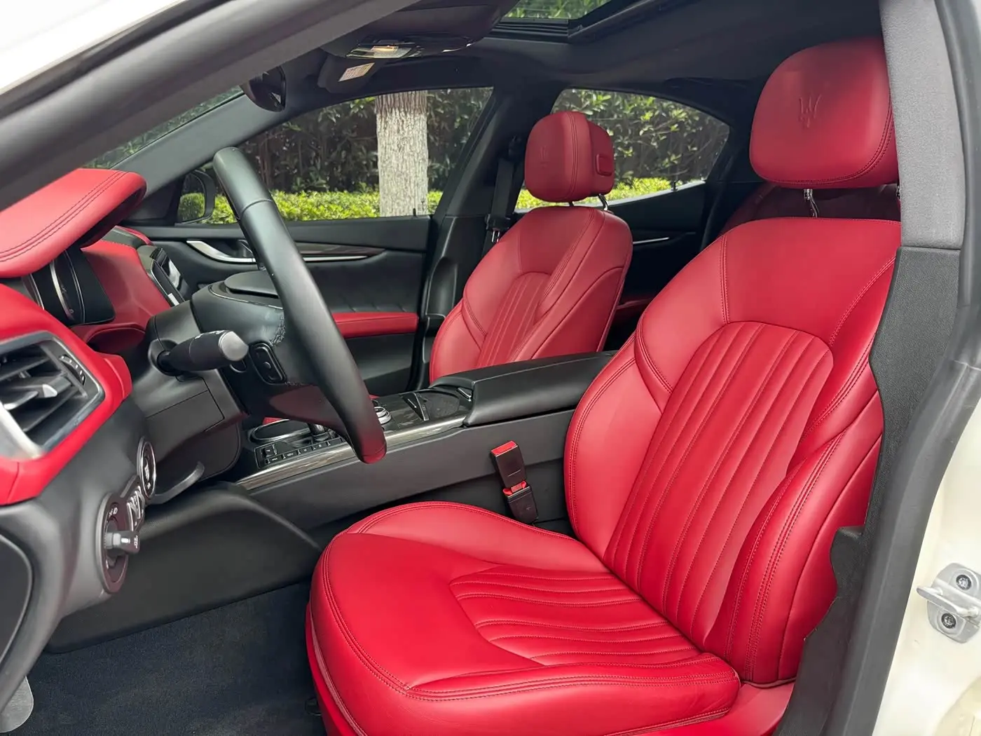Maserati Ghibli 2021 — Photo 8/16