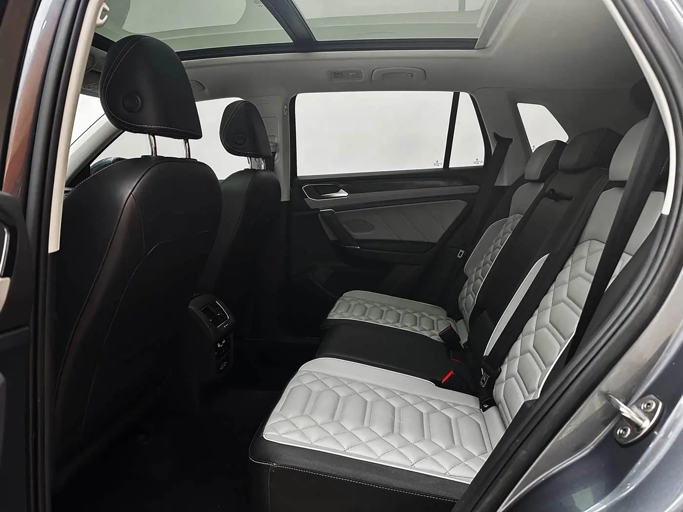 Volkswagen Tayron 2023 — Photo 15/20