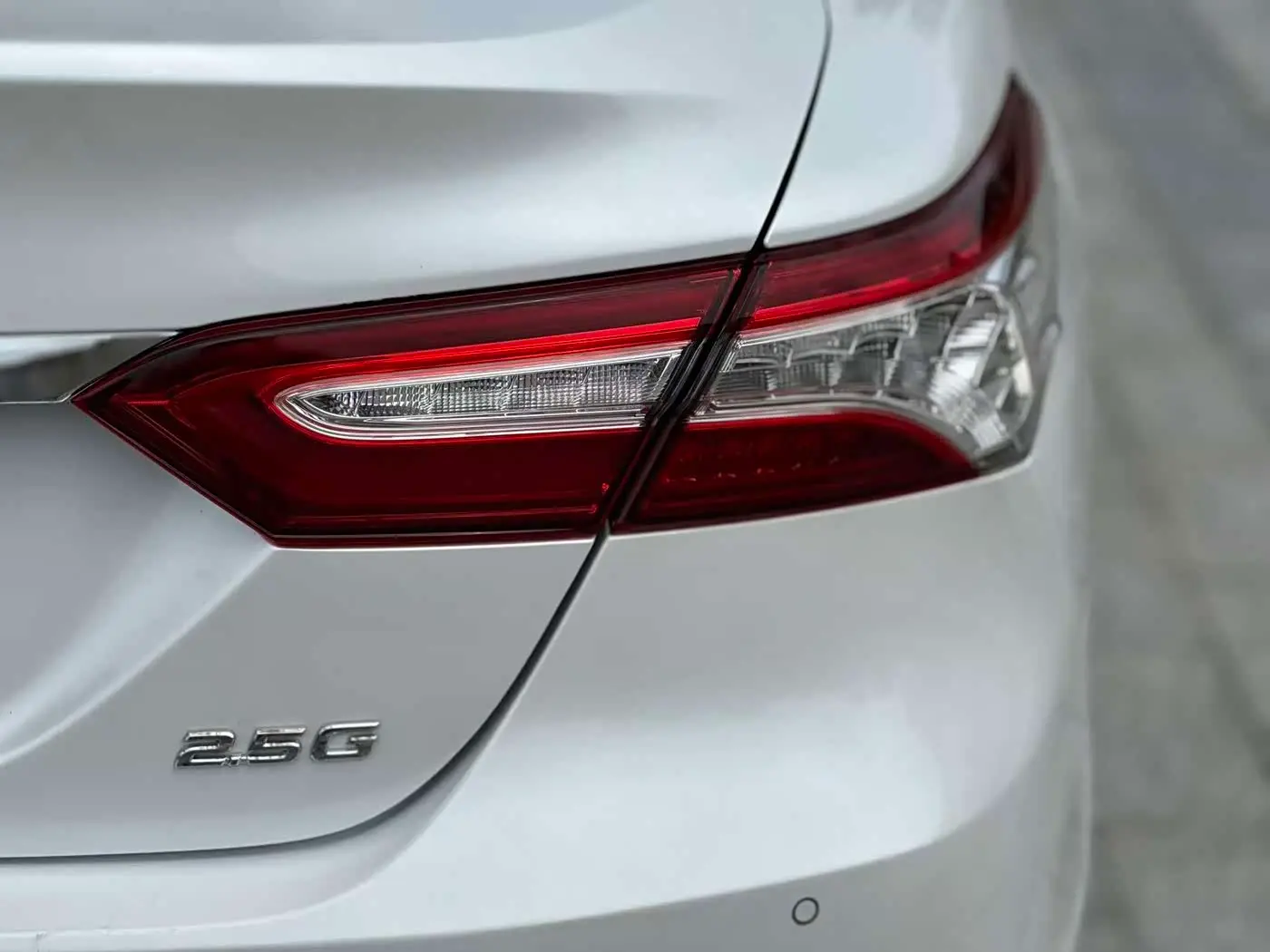 Toyota Camry 2018 — Фото 13/16