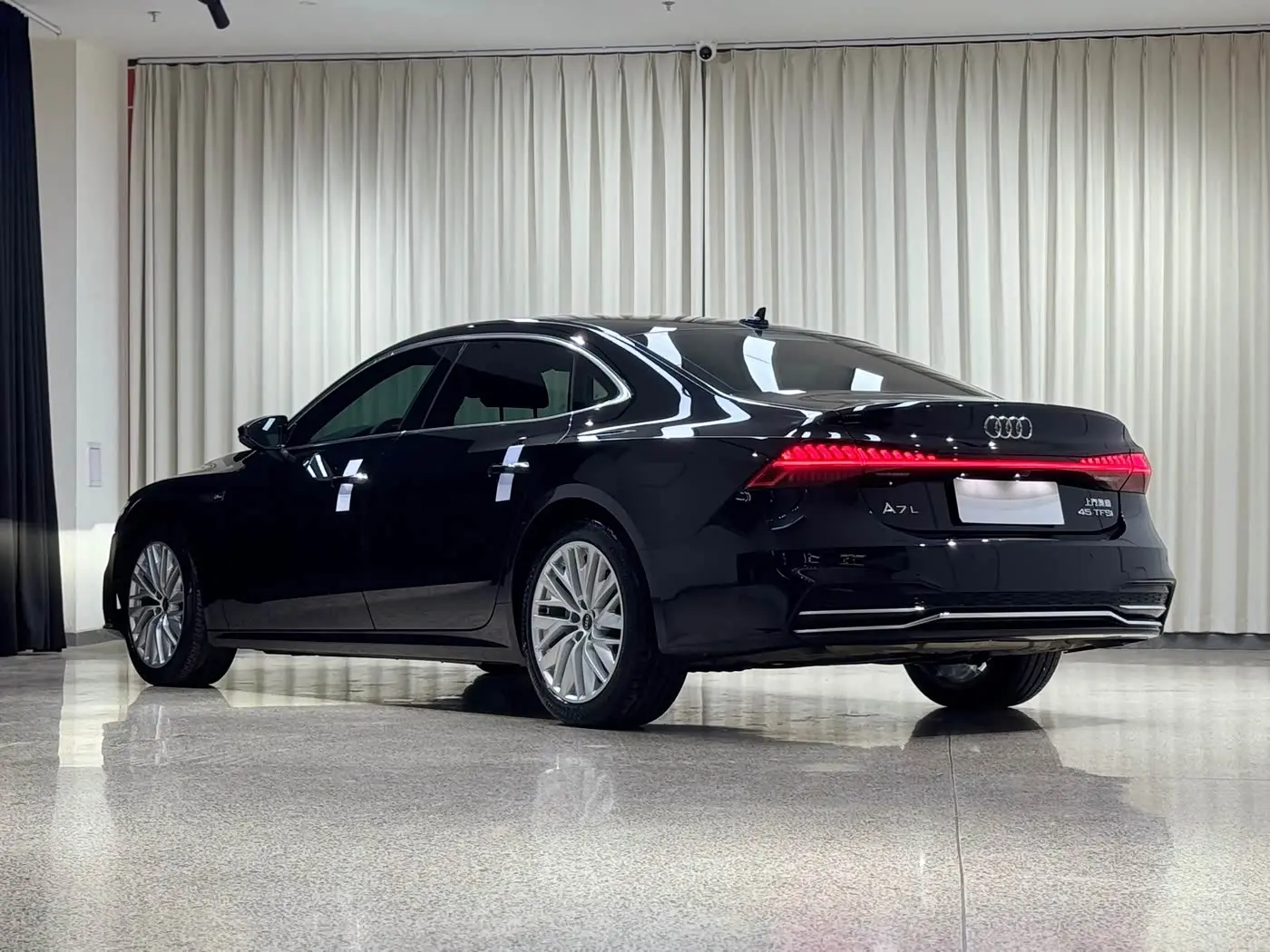 Audi A7L 2023 — Photo 16/20