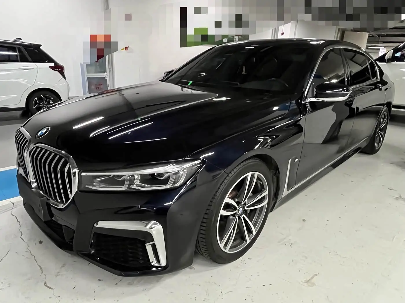 BMW 7 Series 2022 — Şəkil 1/20