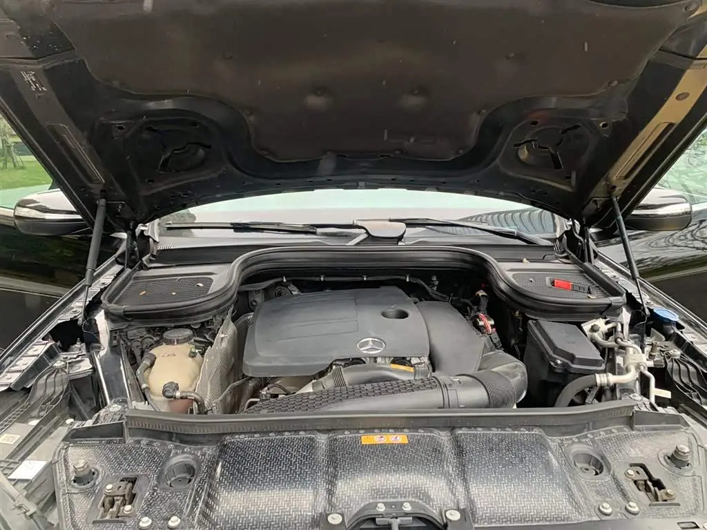 Mercedes-Benz GLE 2021 — Photo 15/20