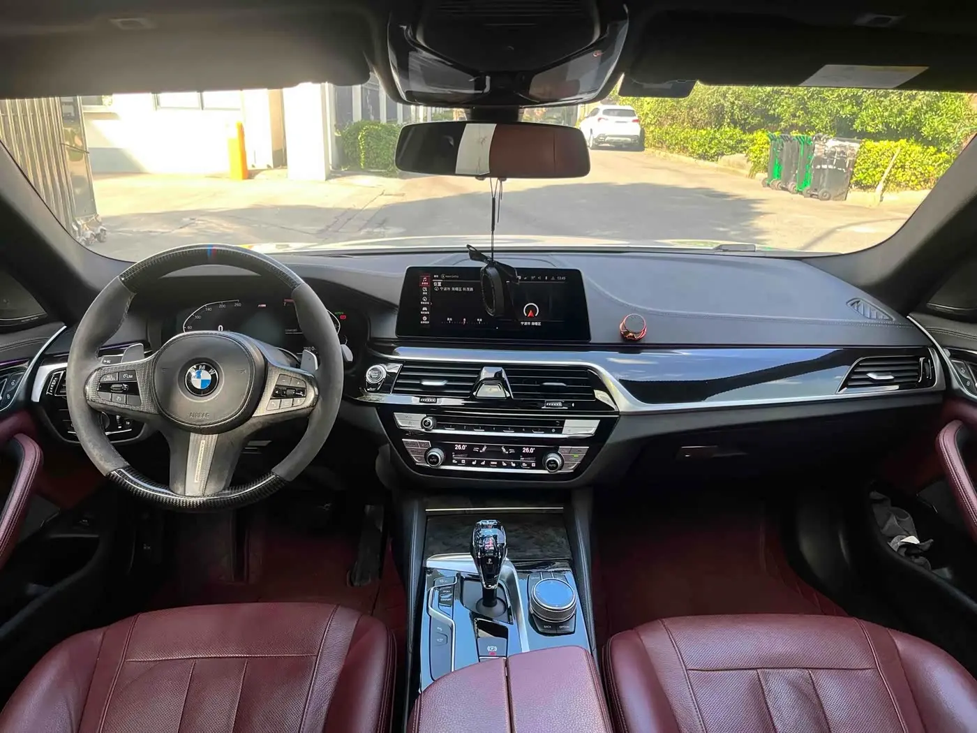 BMW 5 Series 2020 — Photo 4/13