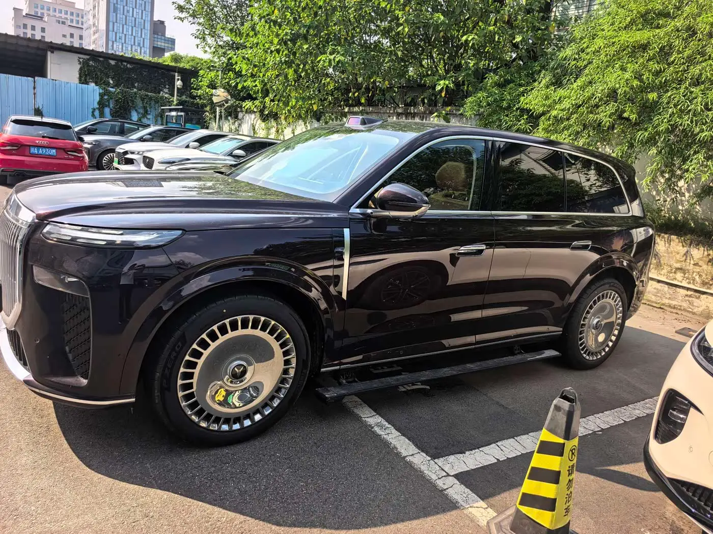 Voyah Auto VOYAH Taisan 2025 — Photo 8/20