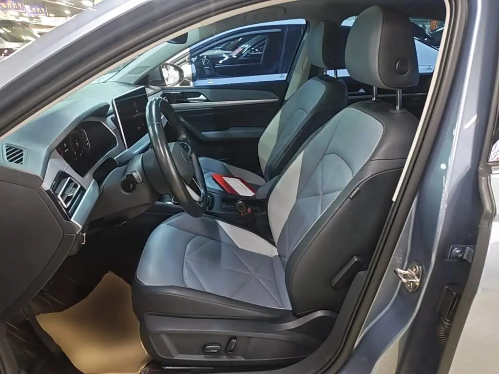 Volkswagen Lavida 2022 — Şəkil 15/20
