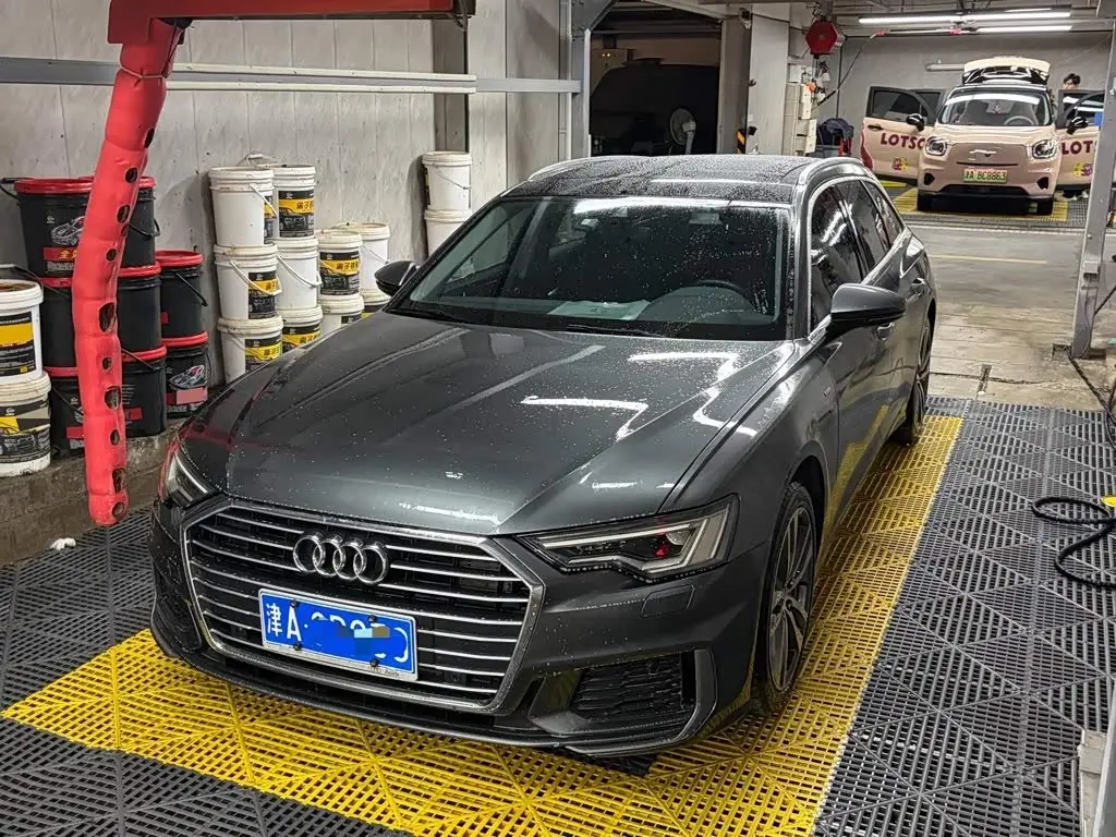 Audi A6 2020 — Photo 1/5
