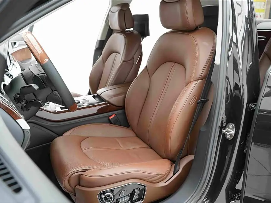 Audi A8 2013 — Photo 5/20