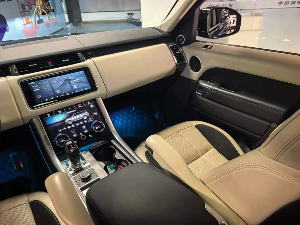 Land Rover Range Rover Sport 2022 — Фото 12/14