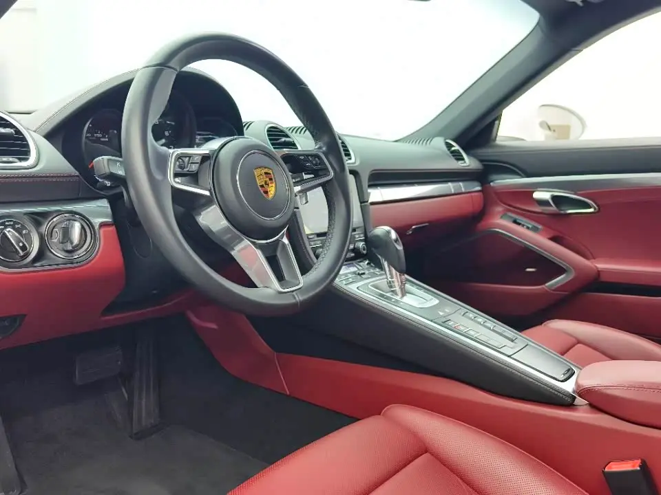 Porsche 718 2022 — Photo 6/12