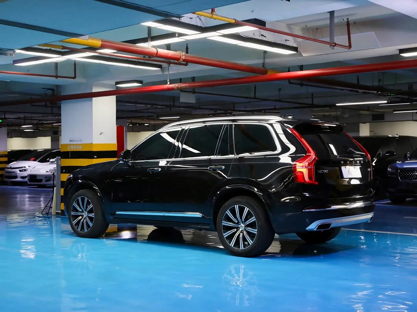 Volvo XC90 2020 — Фото 3/20