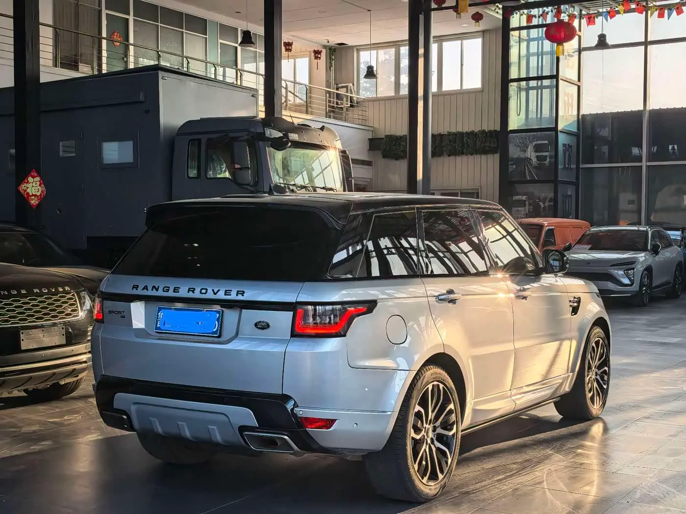 Land Rover Range Rover Sport 2022 — Photo 9/9