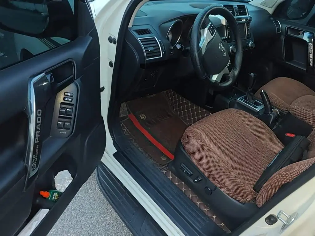 Toyota Prado 2017 — ფოტო 17/20