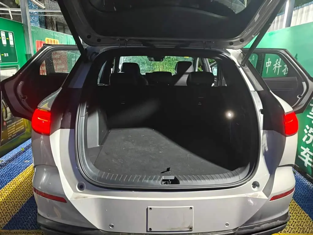 BYD Sealion 06 New Energy 2025 — Photo 17/20