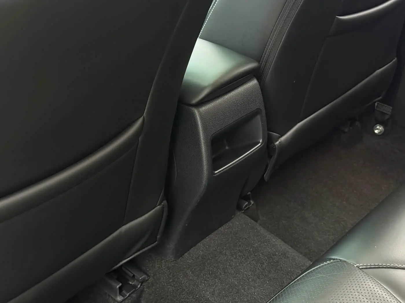 Toyota Corolla 2022 — Photo 10/20