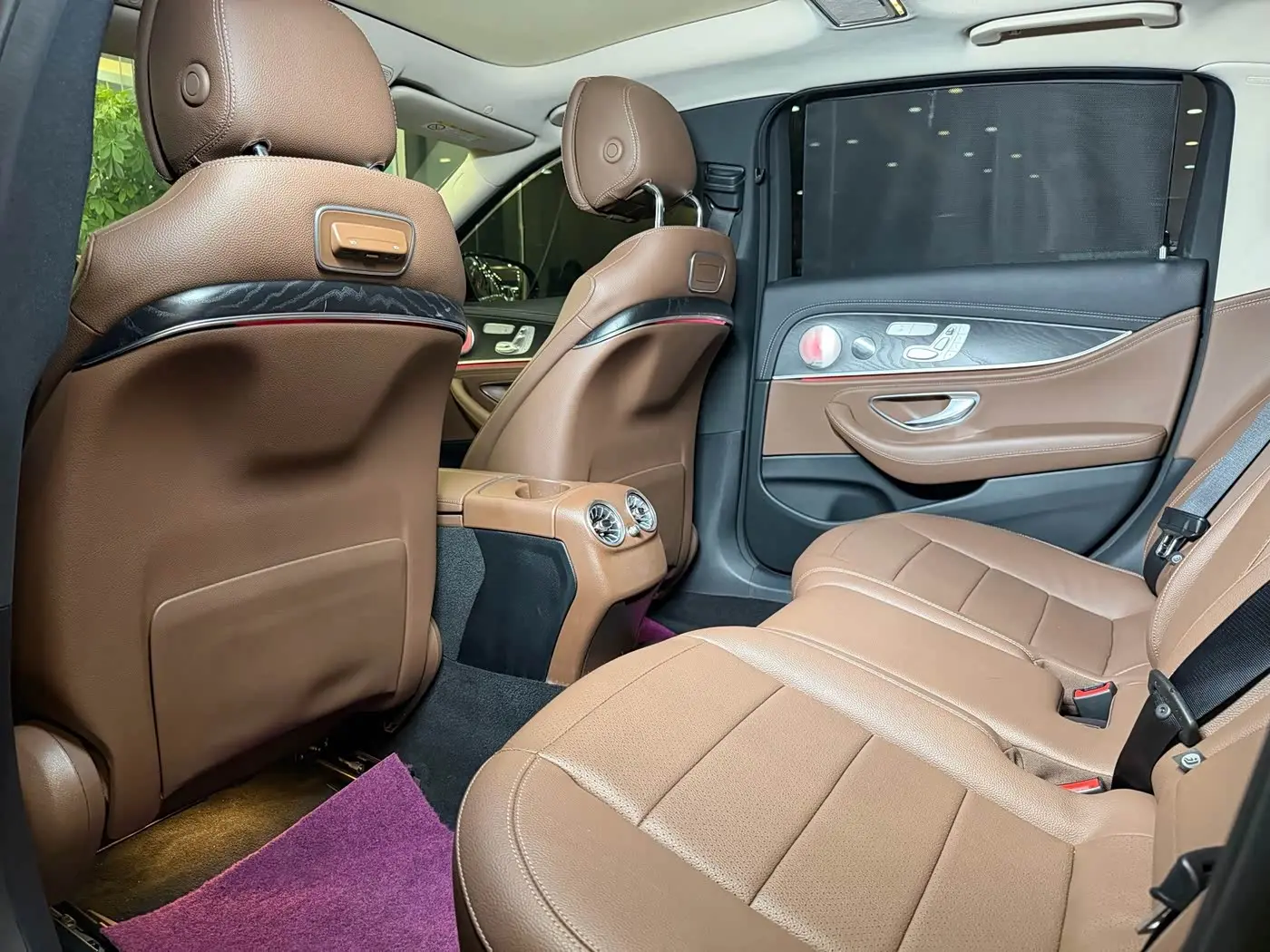 Mercedes-Benz E-Class 2019 — ფოტო 10/18