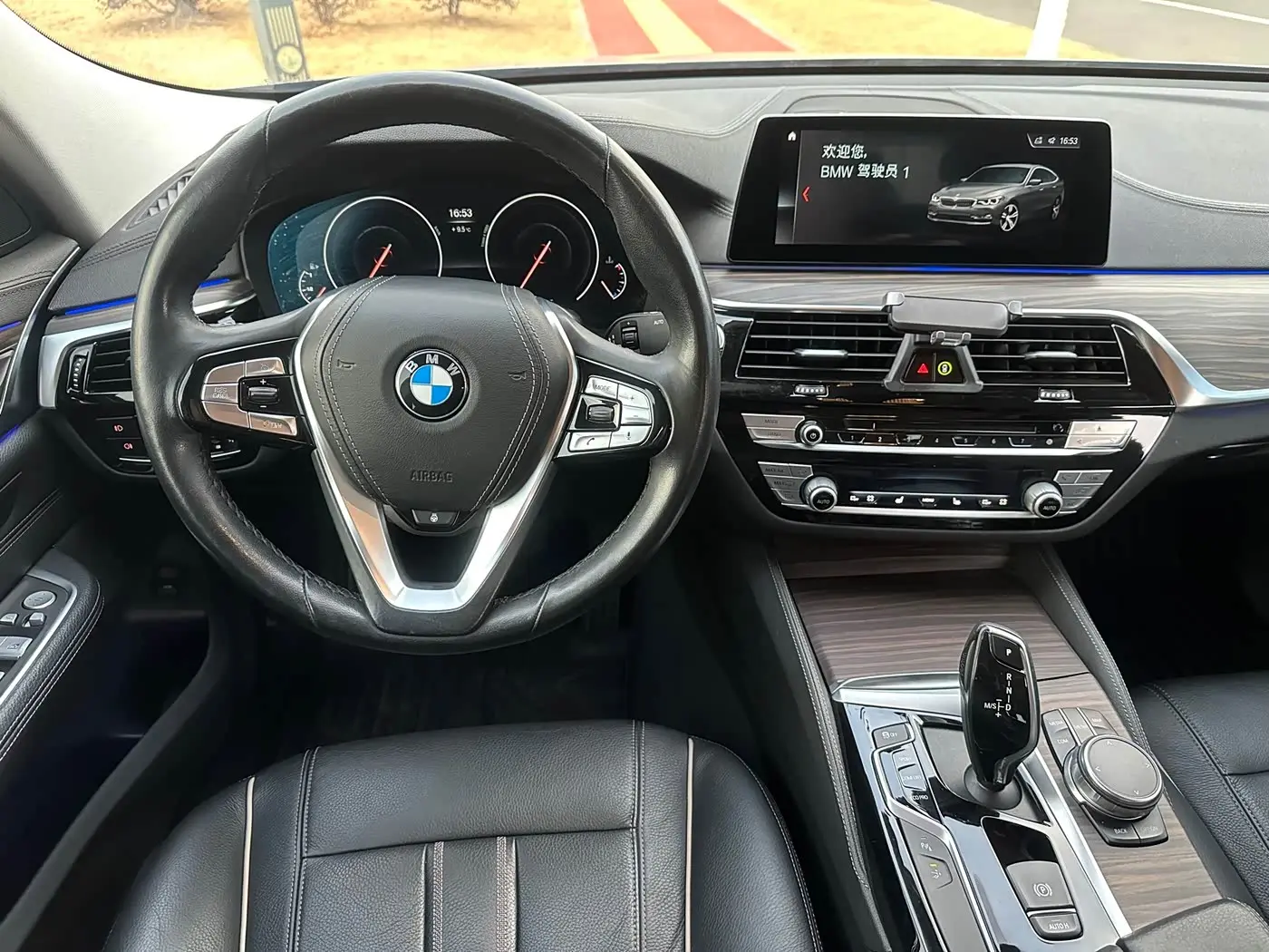 BMW 6 Series GT 2019 — Photo 9/13