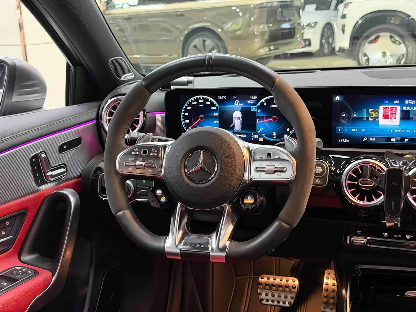 Mercedes-Benz A-Class AMG 2023 — ფოტო 11/16
