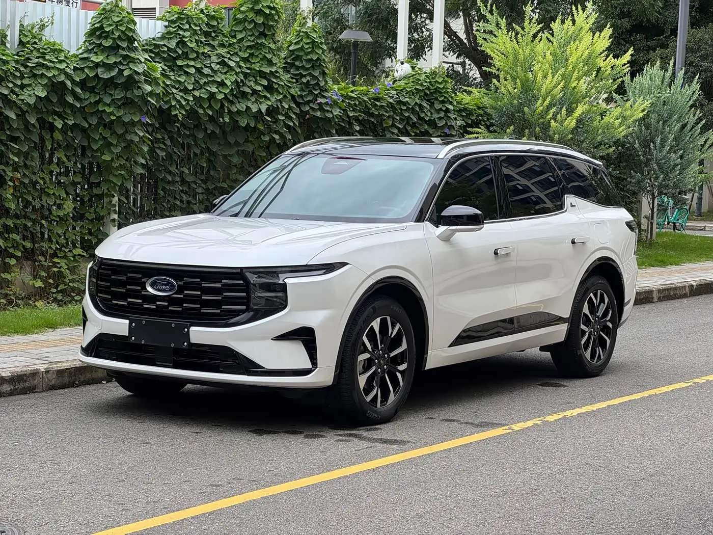 Ford Edge, 2025