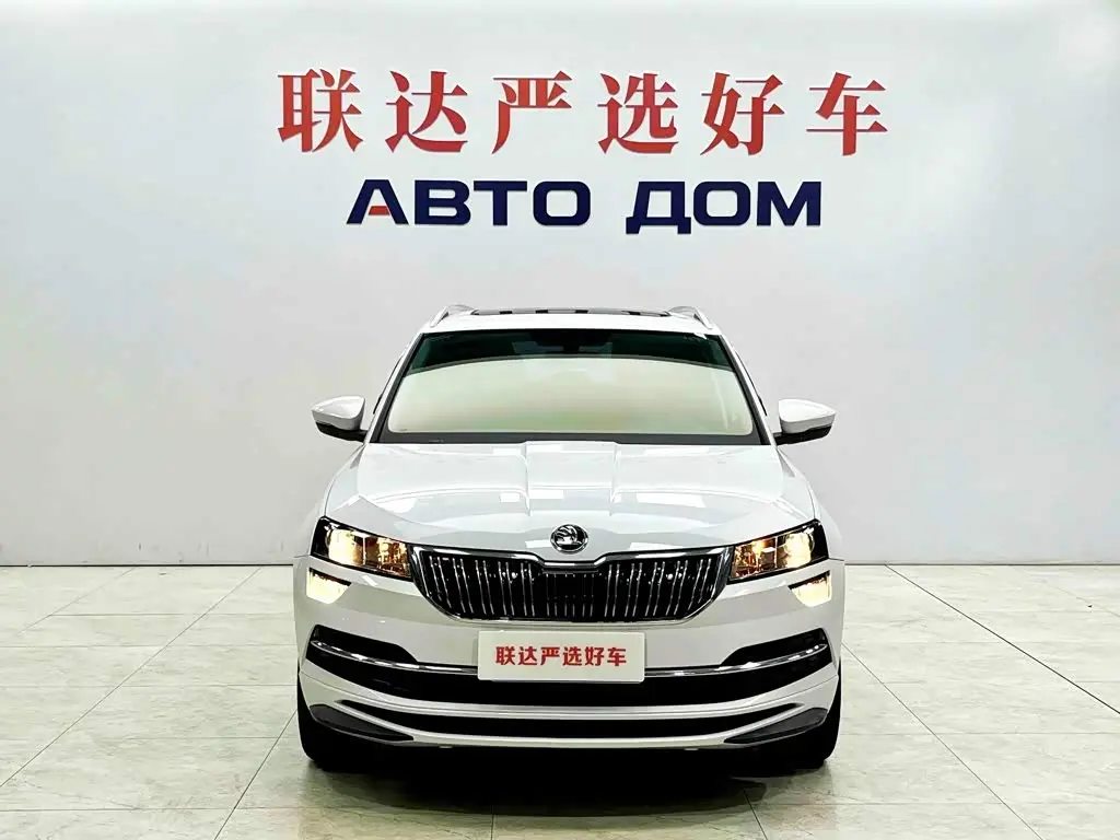 Škoda Karoq 2024 — Photo 2/20
