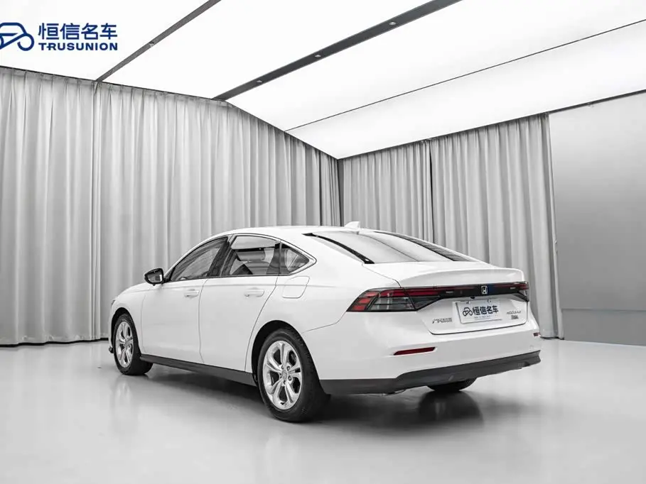 Honda Accord 2024 — Фото 11/20